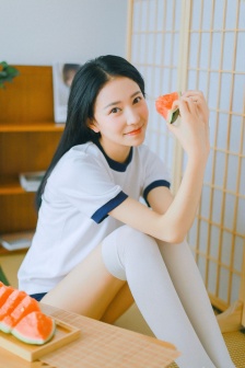 硕大粗长撑裂了小龙女